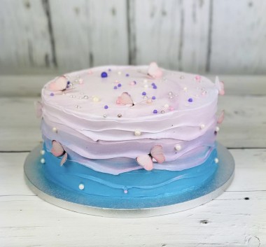 Tort z motylkami